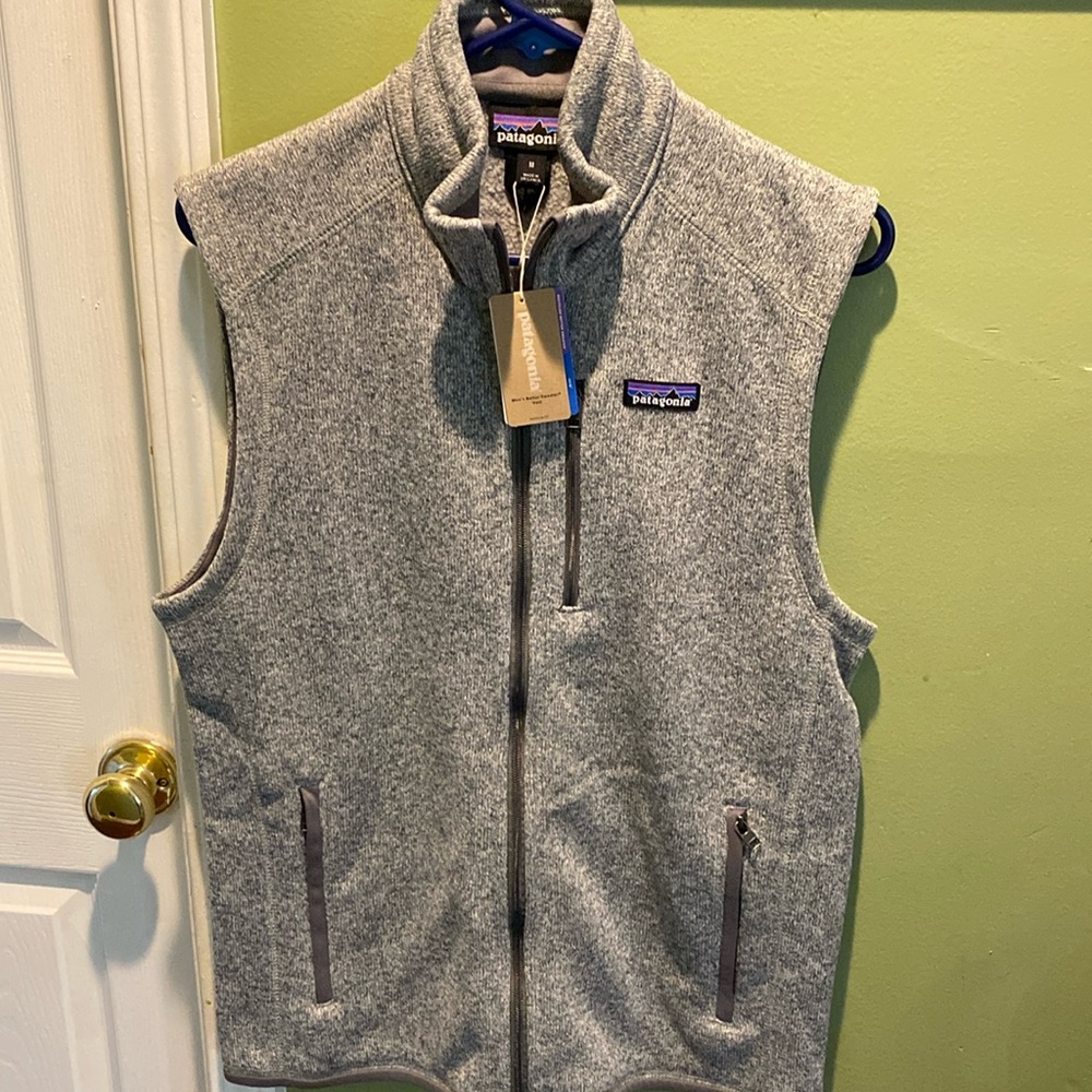 Never worn Patagonia Medium vest
